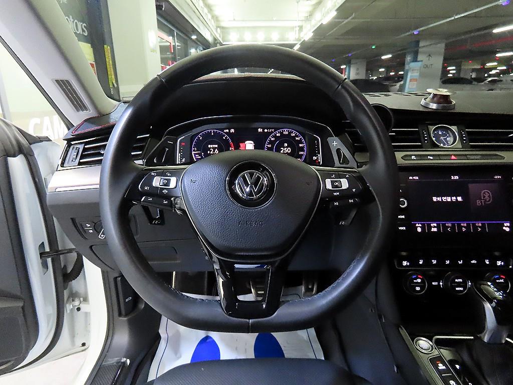 Volkswagen Arteon - Vista 8