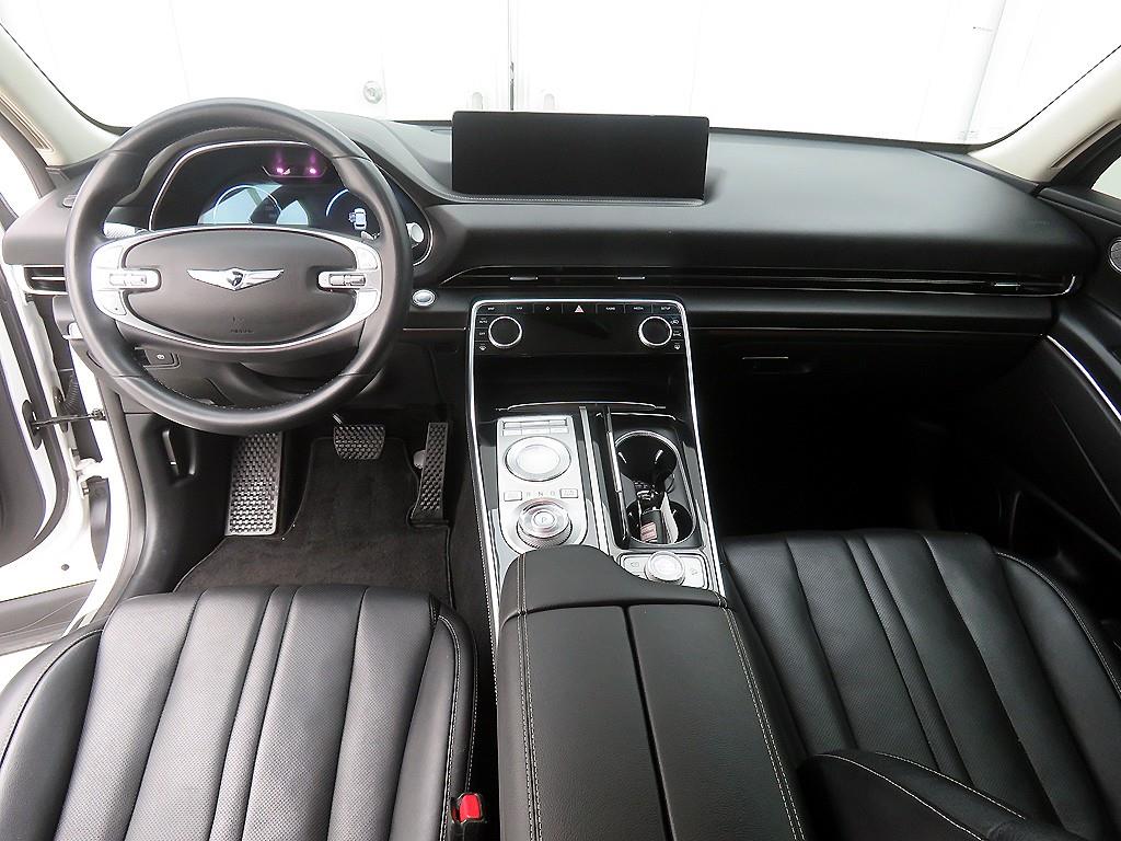 Genesis GV80 - Vista 9