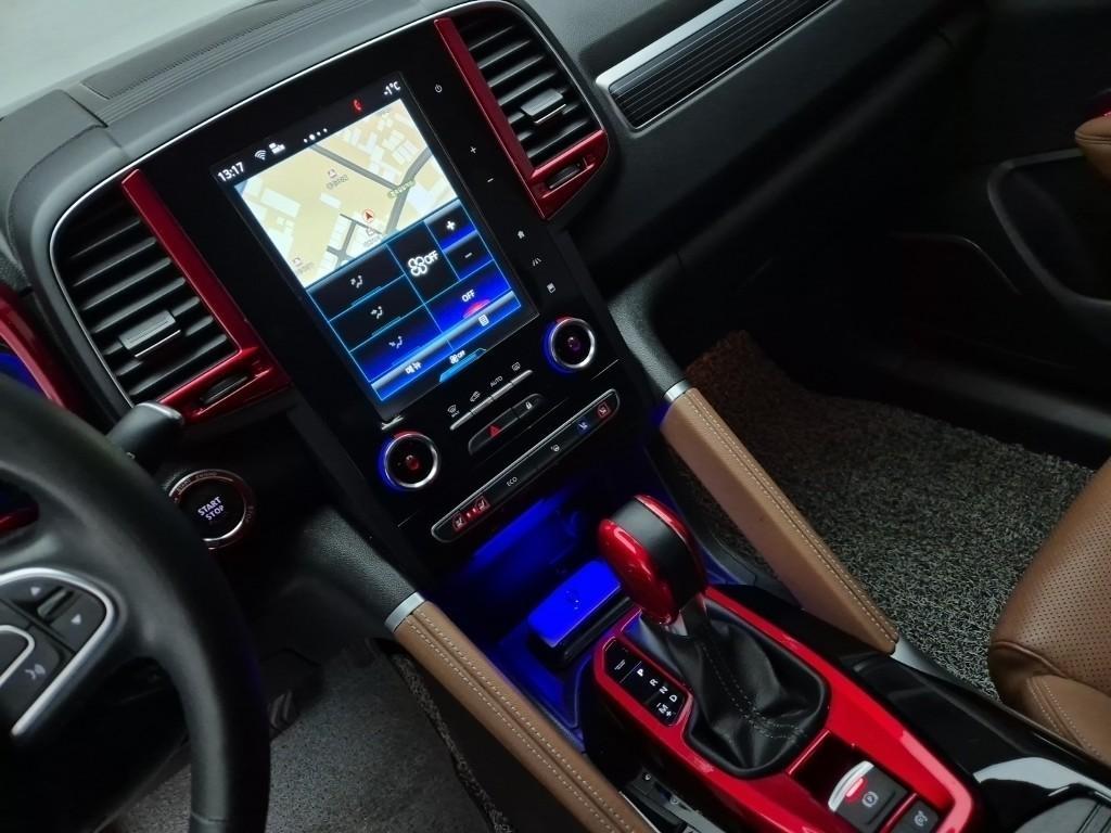 SAMSUNG QM6 - Vista 10