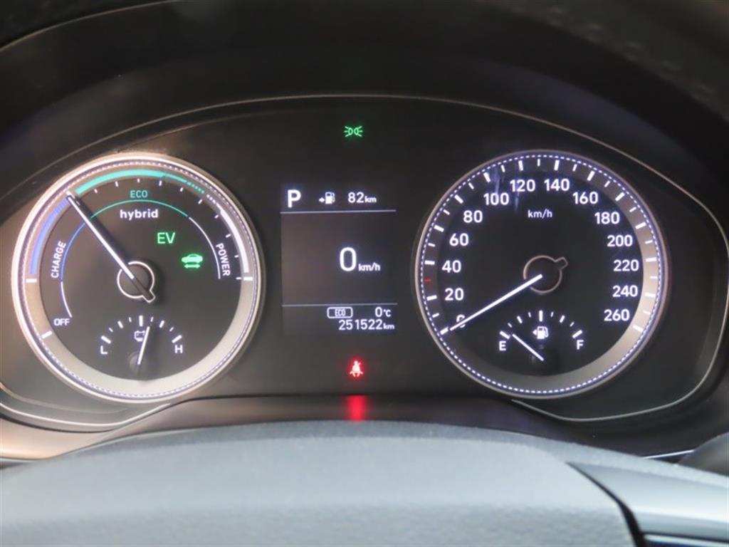 HYUNDAI Grandeur - Vista 9