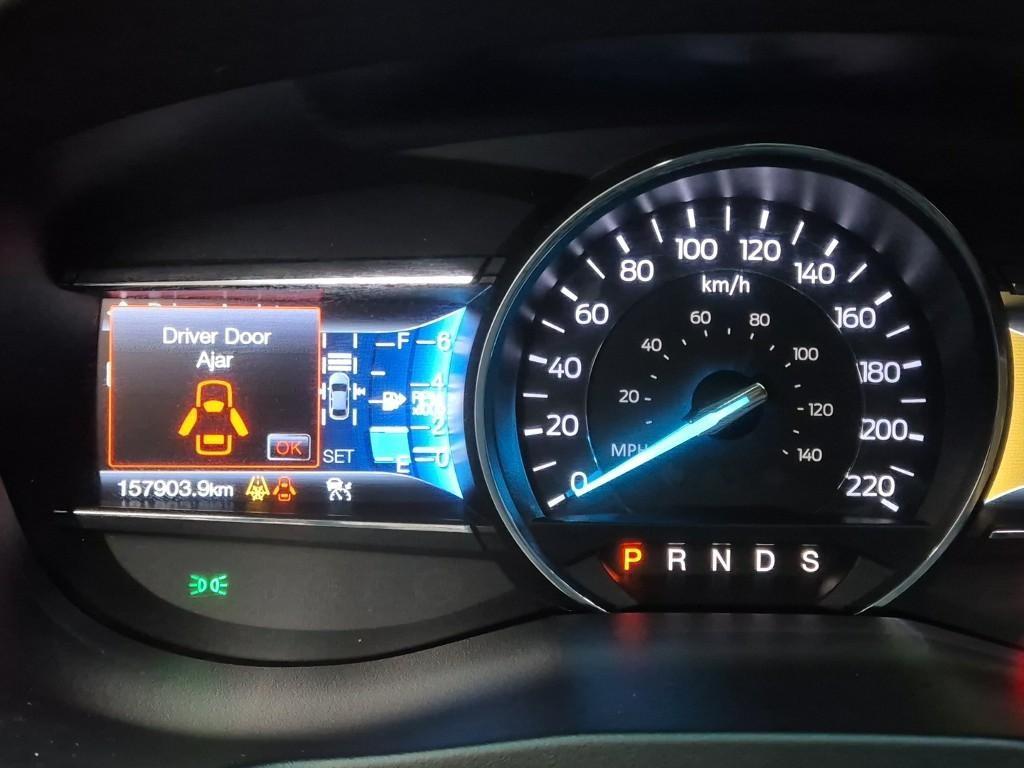 Ford Explorer - Vista 6