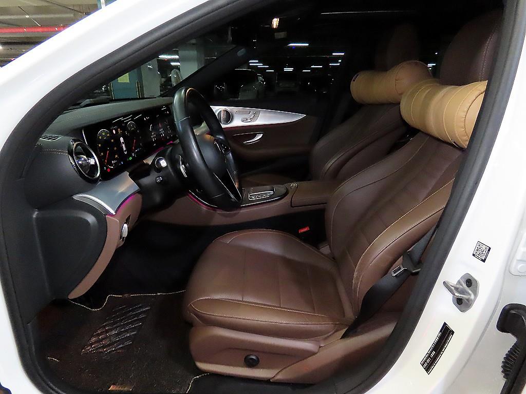 Mercedes Benz E class - Vista 6