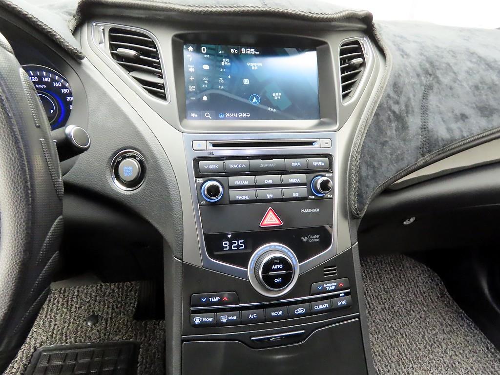 HYUNDAI Grandeur - Vista 10