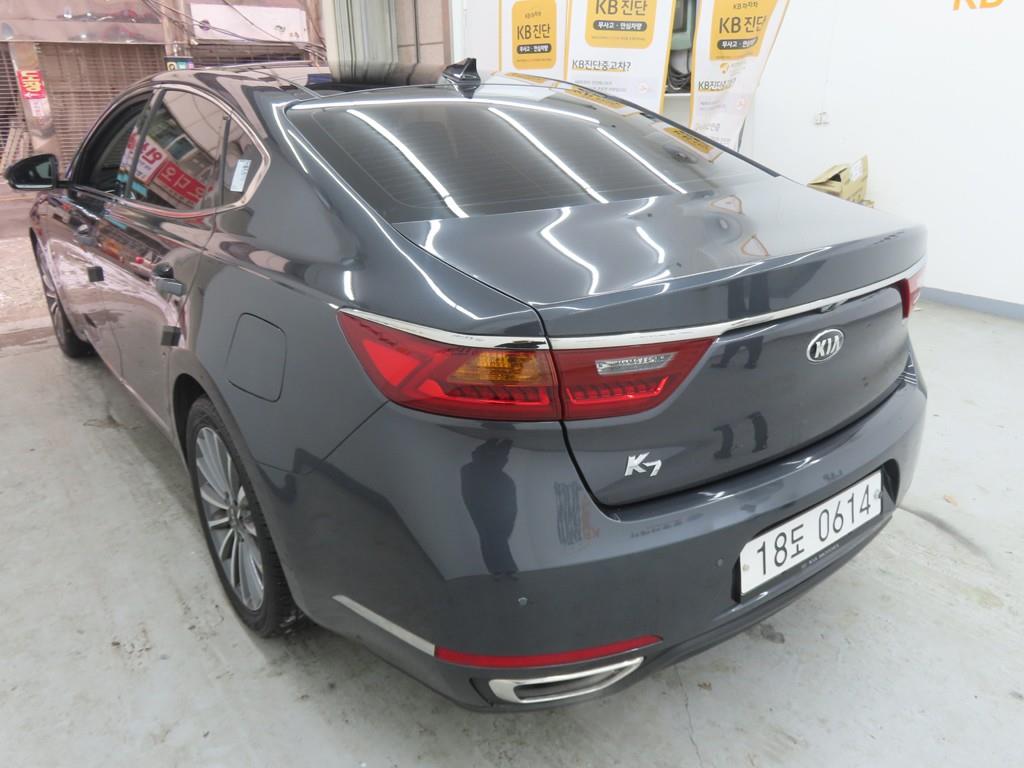KIA K7 - Vista 4