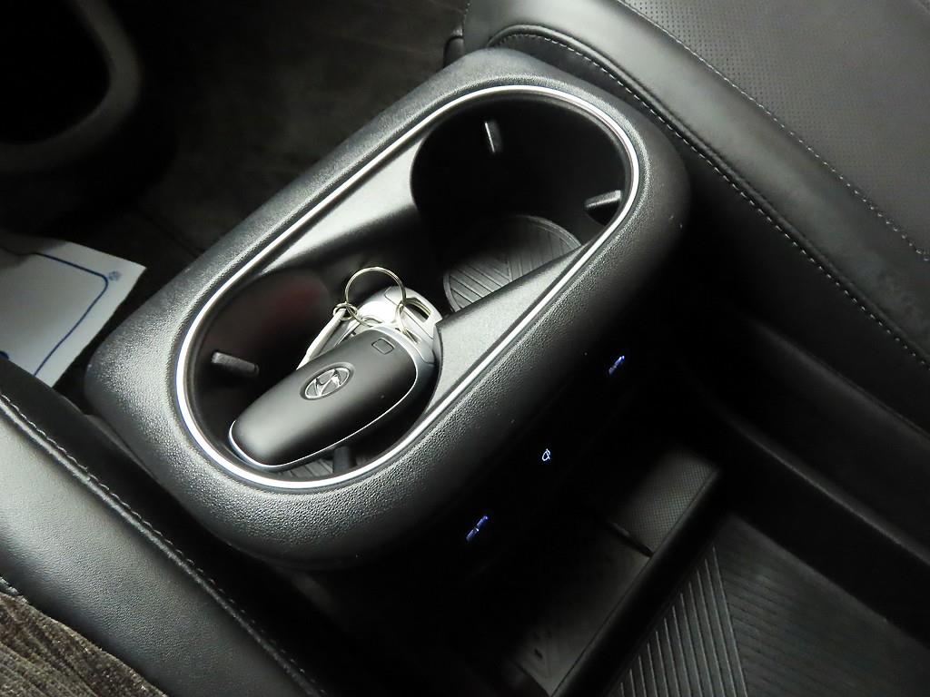 HYUNDAI Ioniq 5 - Vista 11