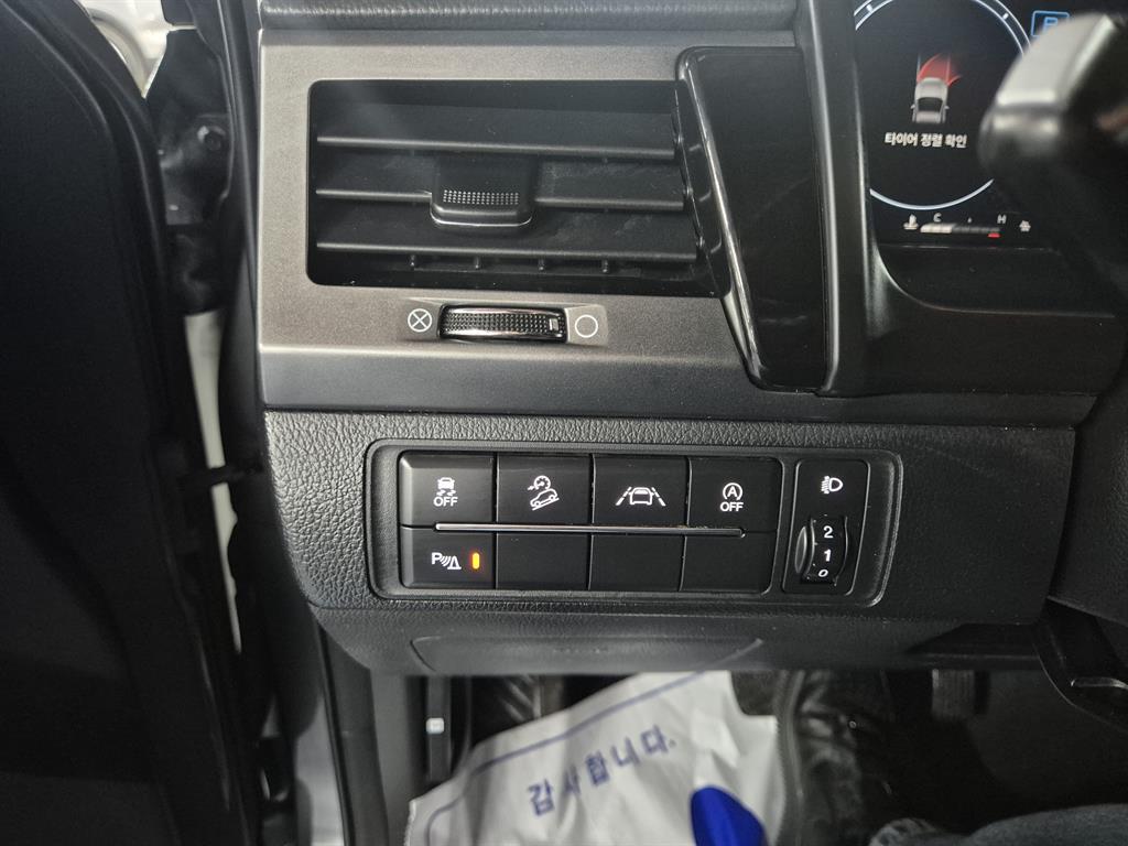 Ssangyong Rexton - Vista 12