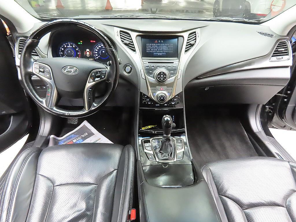 HYUNDAI Grandeur 2012 Negro - Importación desde Corea - HF Imports Iquique - Foto 10