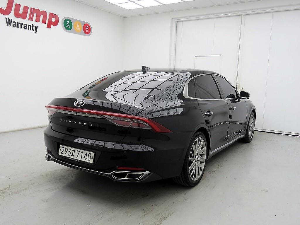 HYUNDAI Grandeur - Vista 4