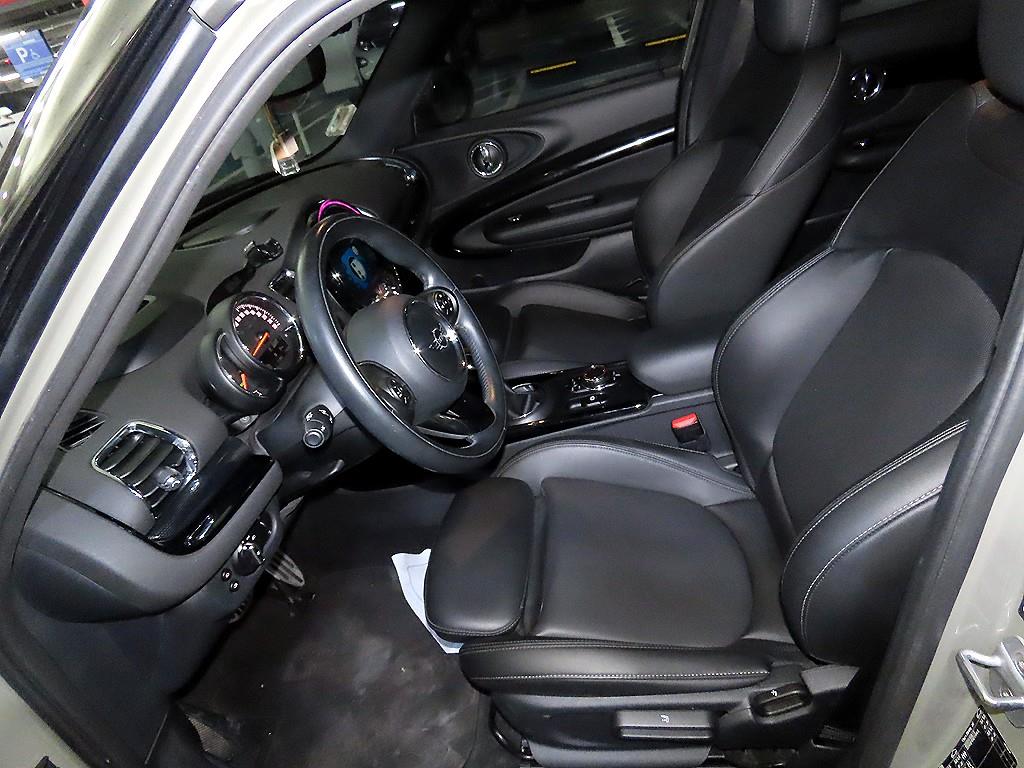 Mini Clubman - Vista 6