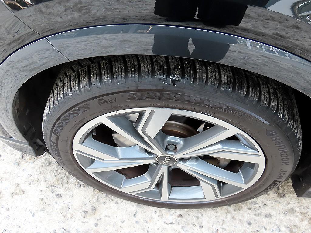 Audi Q4 2023 Negro - Importación desde Corea - HF Imports Iquique - Foto 20