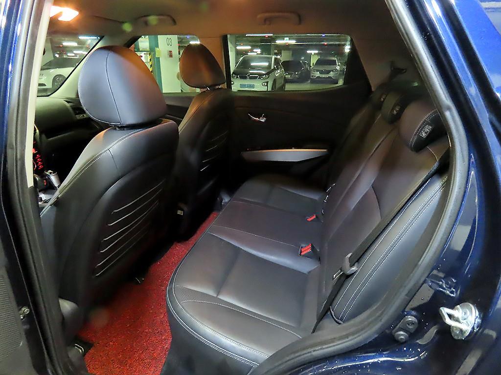 Ssangyong Tivoli - Vista 7