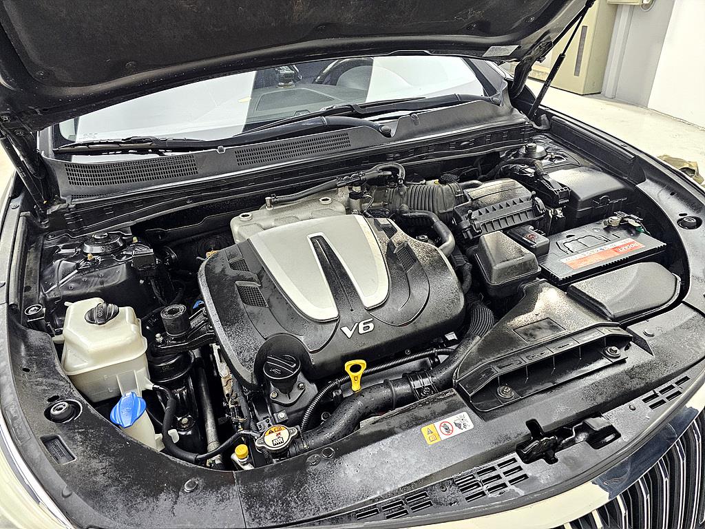 HYUNDAI Grandeur - Vista 6