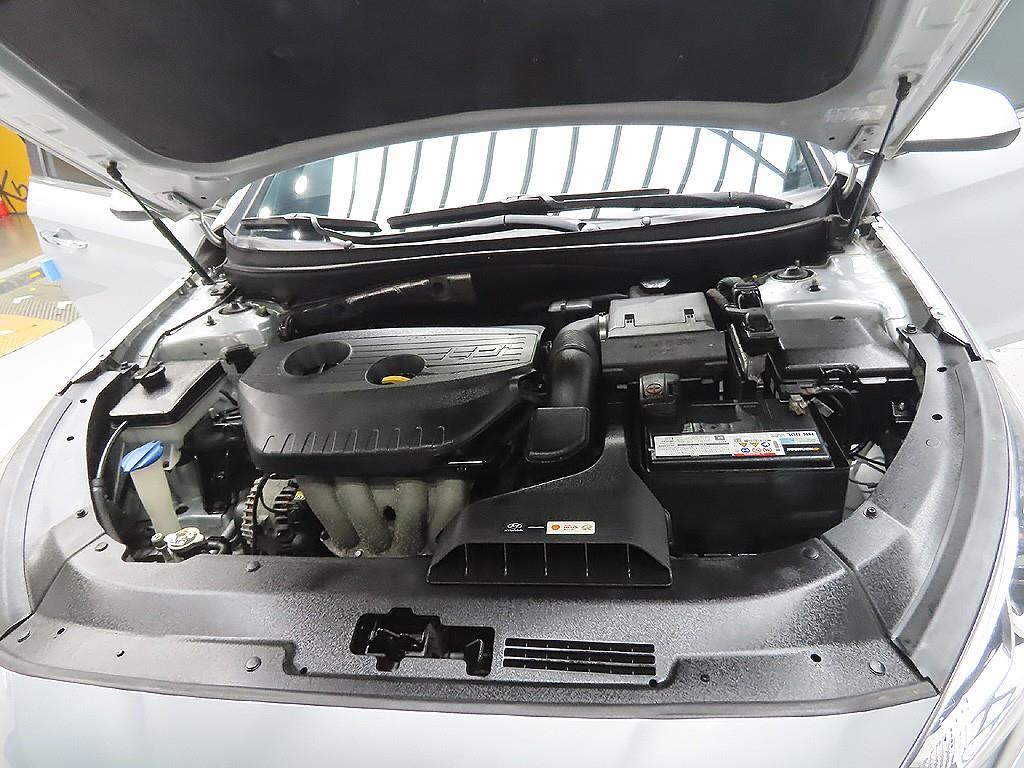 HYUNDAI Sonata 2018 Gris - Importación desde Corea - HF Imports Iquique - Foto 8