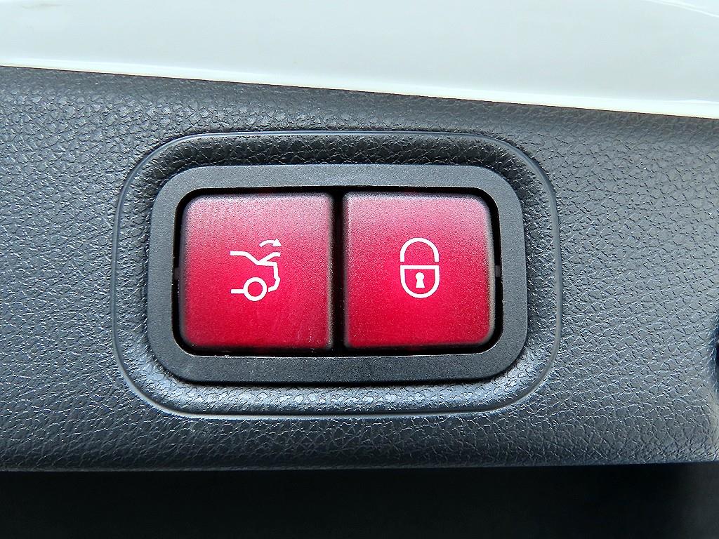 Mercedes Benz E class 2018 Blanco - Importación desde Corea - HF Imports Iquique - Foto 16