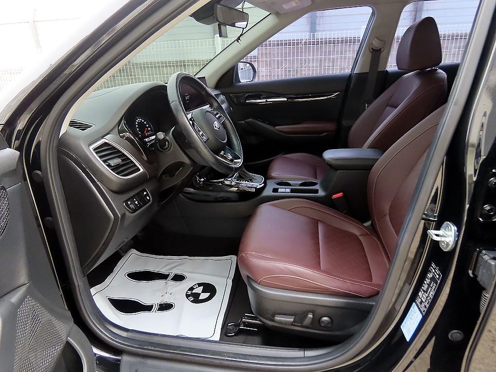 KIA Seltos - Vista 5