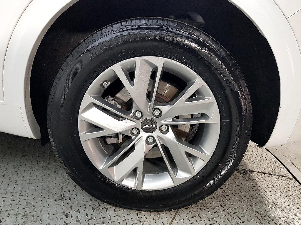 Genesis GV70 2022 Blanco - Importación desde Corea - HF Imports Iquique - Foto 20