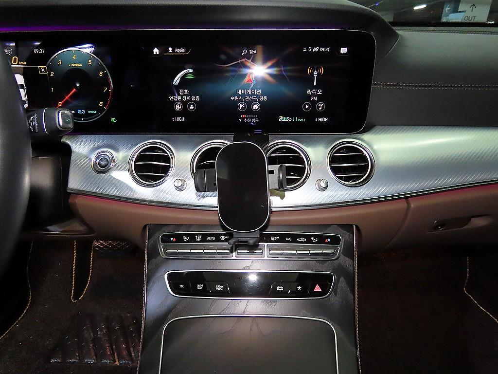 Mercedes Benz E class - Vista 11