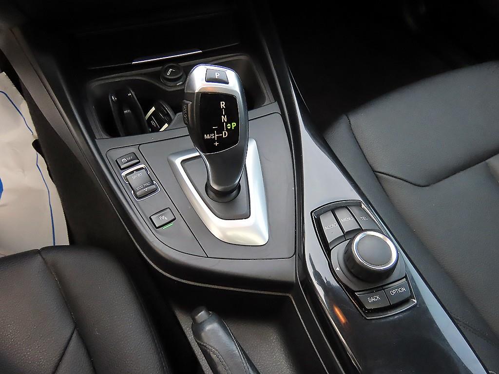 BMW 1 series - Vista 10