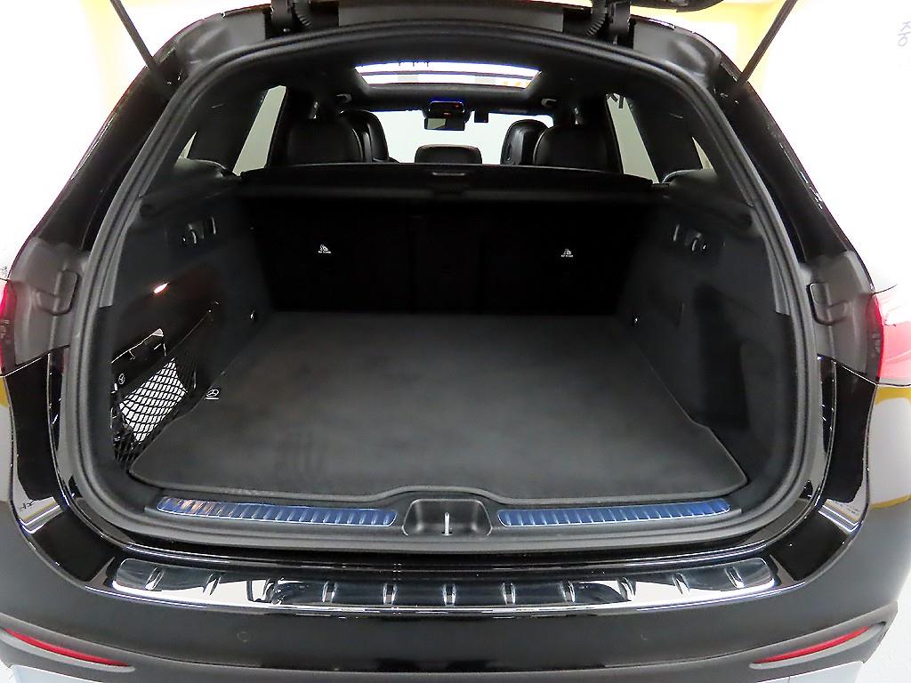 Mercedes Benz GLC Class 2024 Negro - Importación desde Corea - HF Imports Iquique - Foto 18