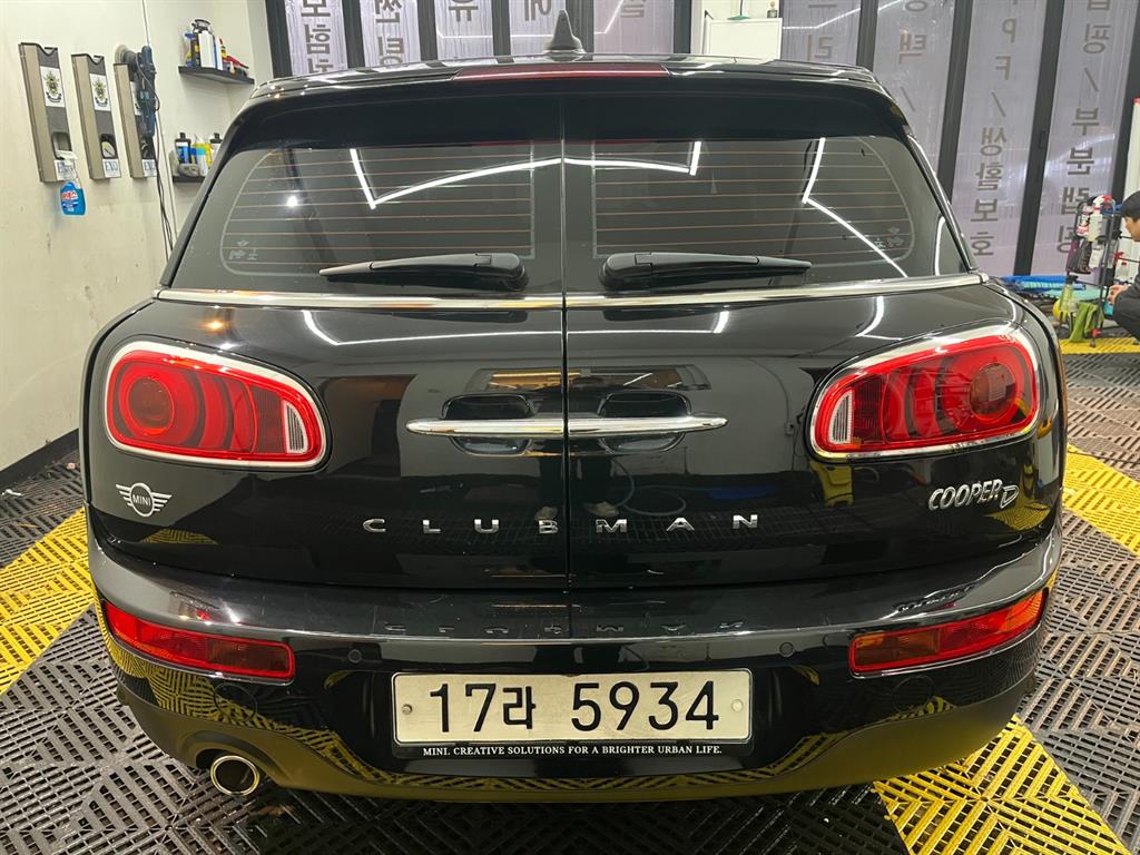 Mini Clubman - Vista 6