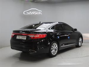 HYUNDAI Grandeur - Vista 8