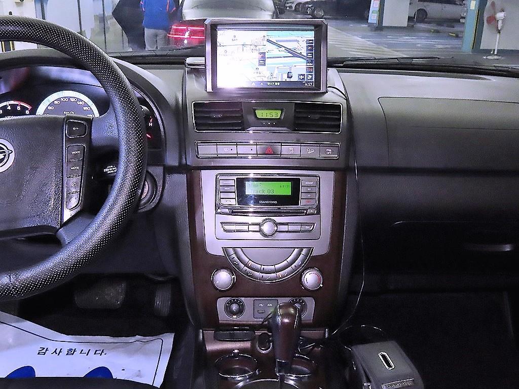 Ssangyong Rexton - Vista 11