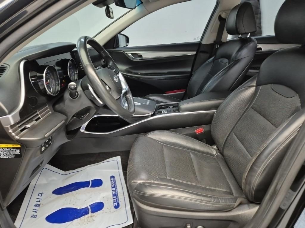 HYUNDAI Grandeur - Vista 11