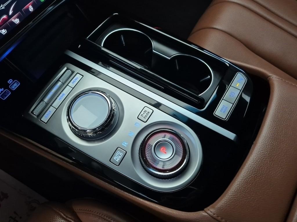 Genesis G80 - Vista 8