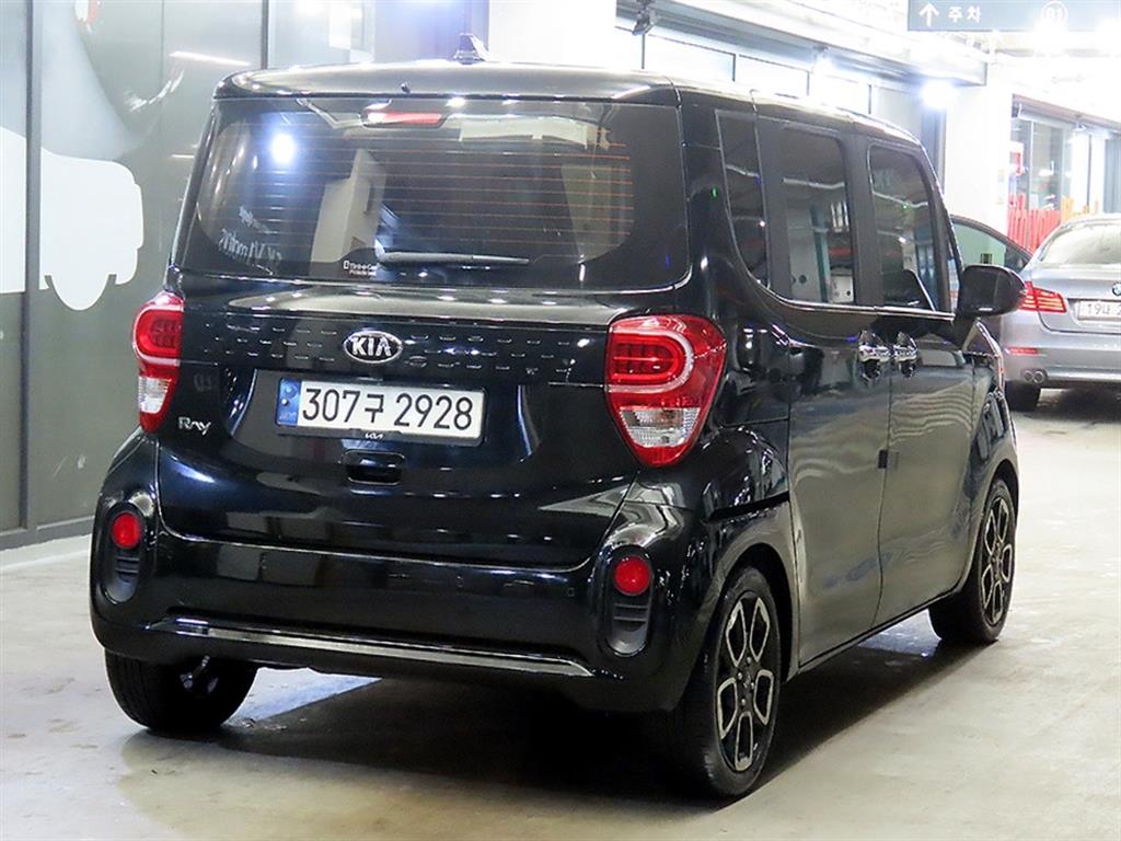 KIA Ray - Vista 4