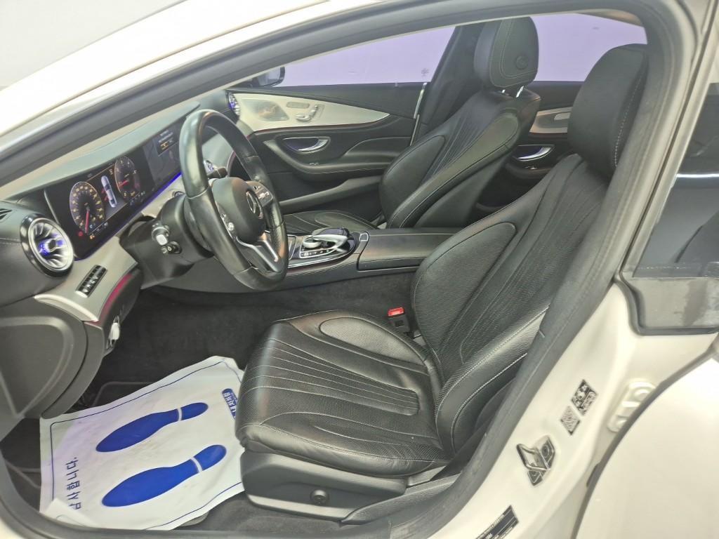 Mercedes Benz CLS Class - Vista 11