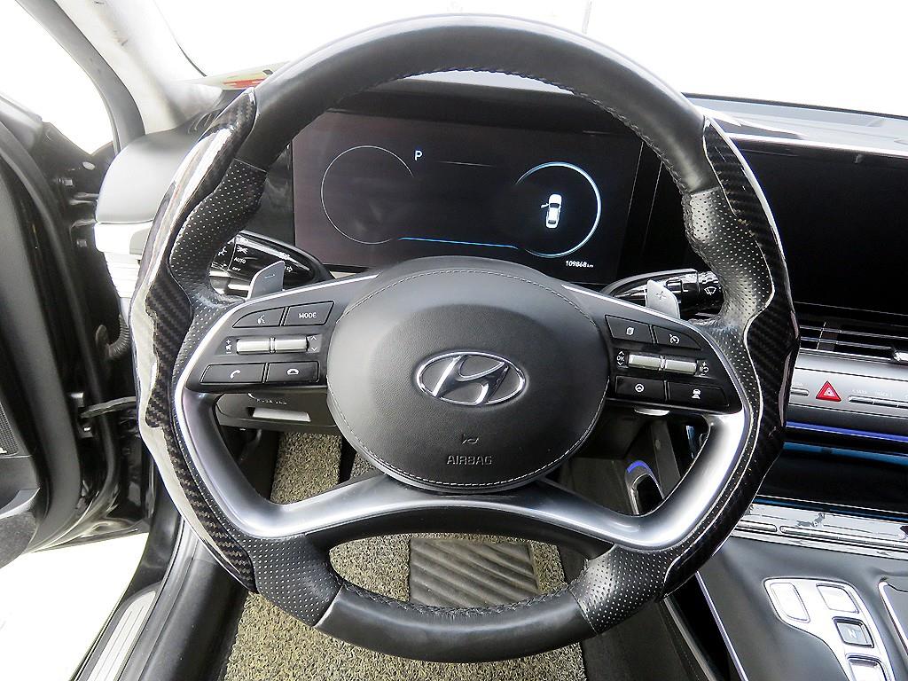 HYUNDAI Grandeur - Vista 10