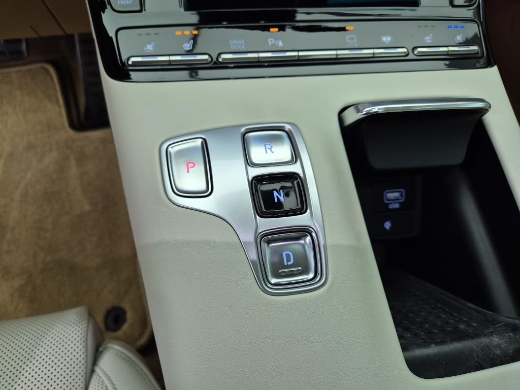 HYUNDAI Grandeur - Vista 8