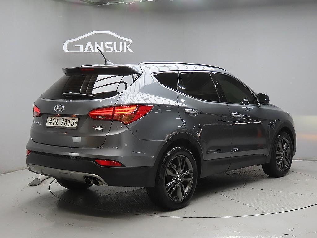 HYUNDAI Santa Fe - Vista 7