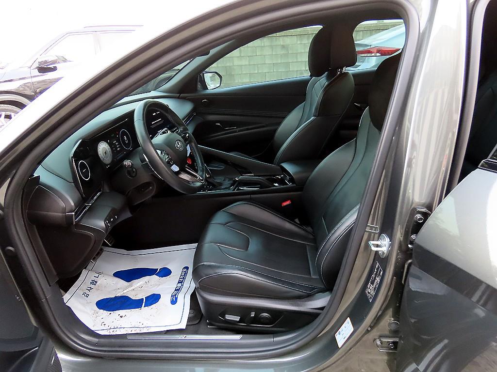 HYUNDAI Avante - Vista 5