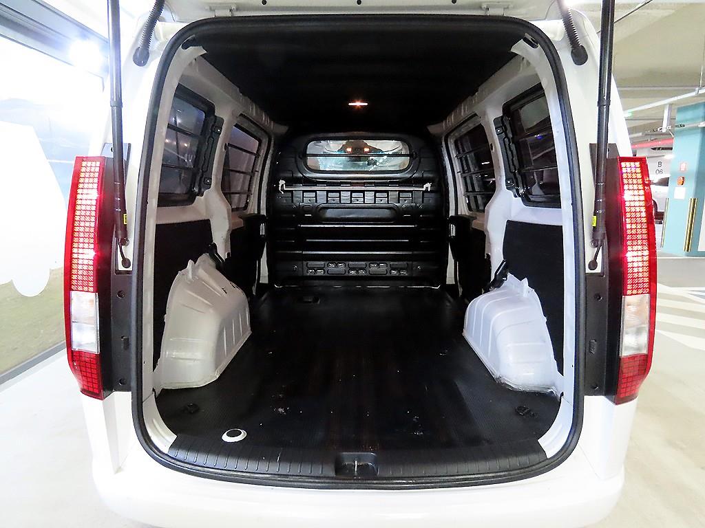 HYUNDAI Staria 2024 Blanco - Importación desde Corea - HF Imports Iquique - Foto 17