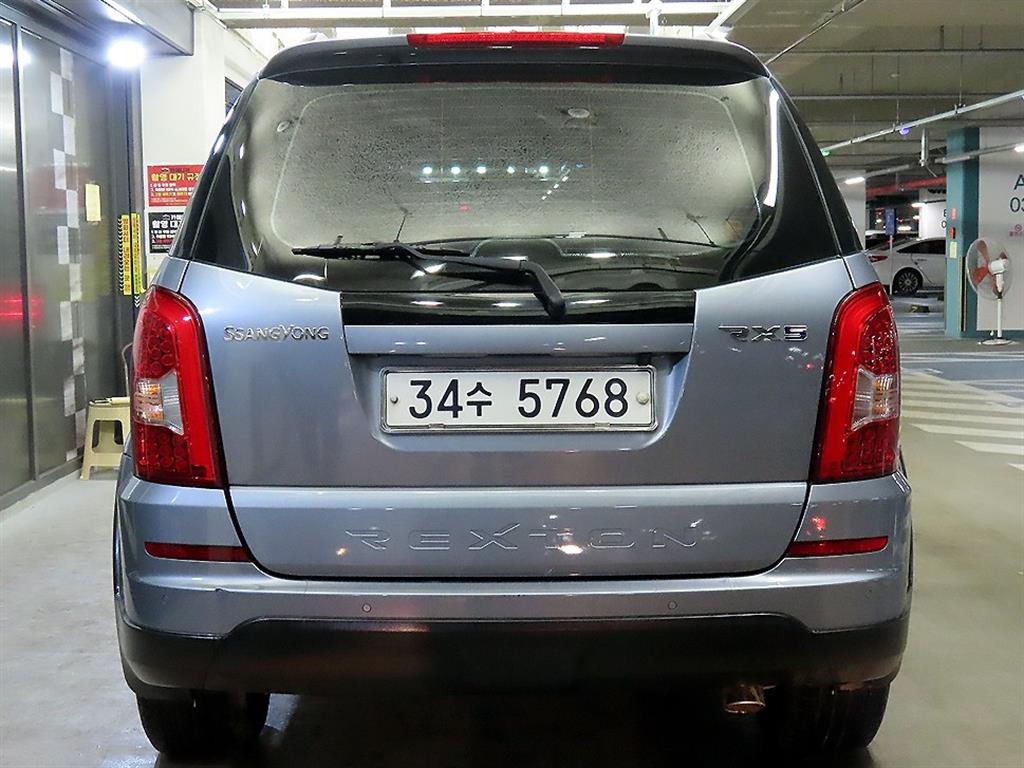 Ssangyong Rexton - Vista 5