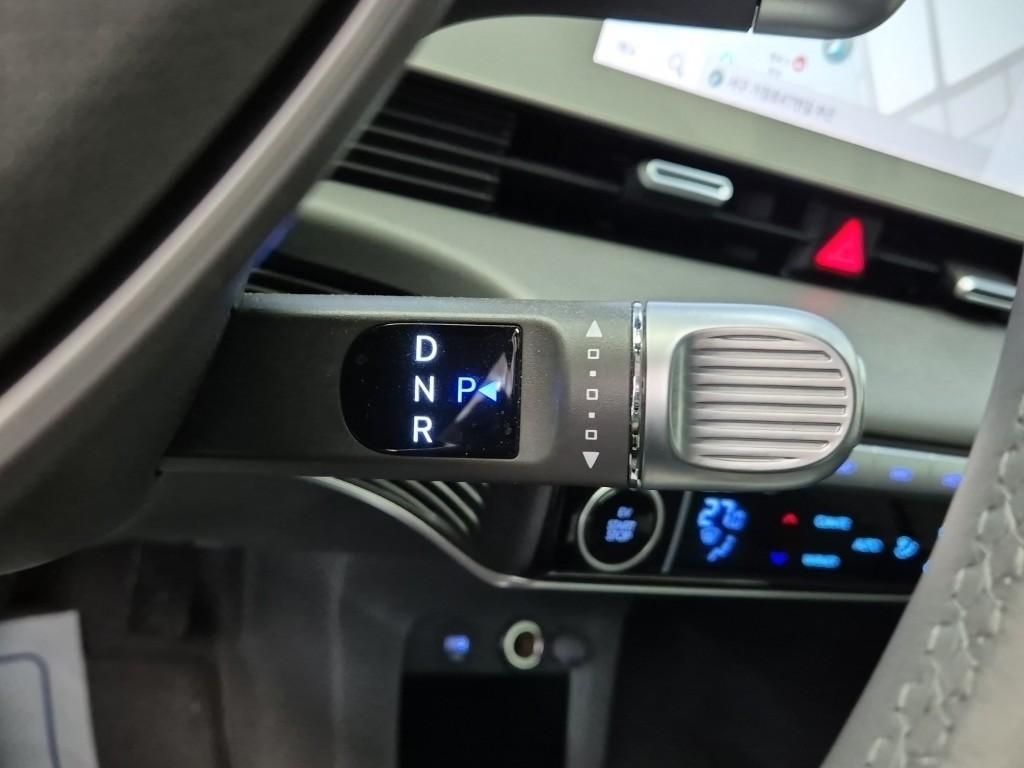 HYUNDAI Ioniq 5 - Vista 8