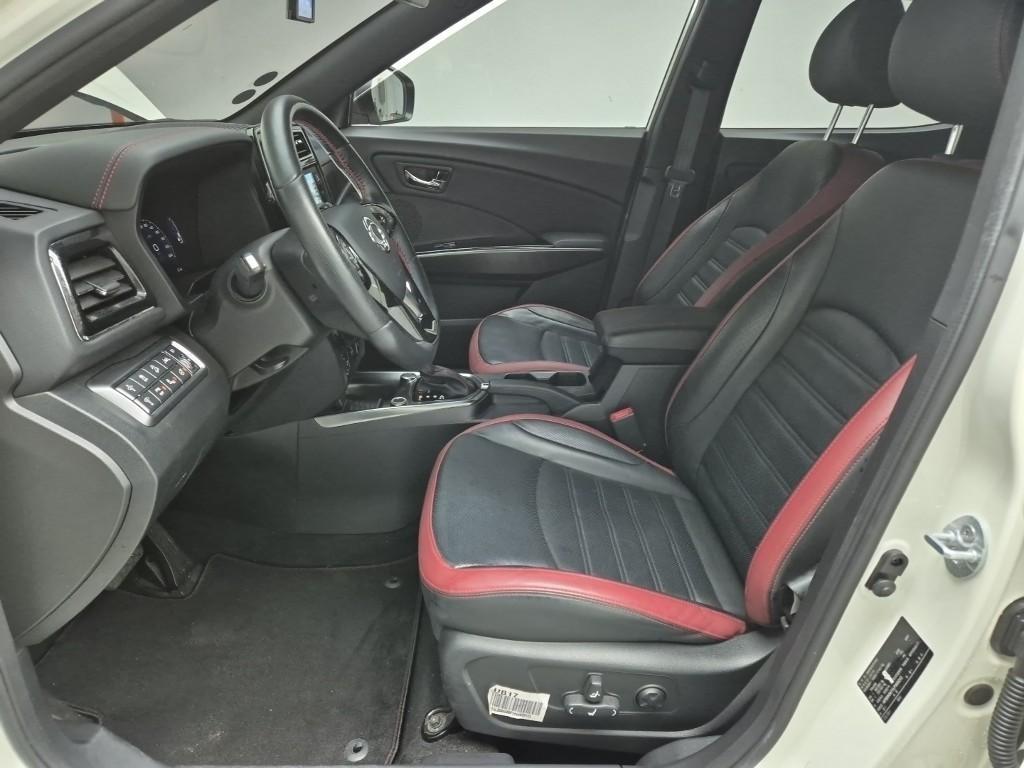 Ssangyong Tivoli - Vista 11