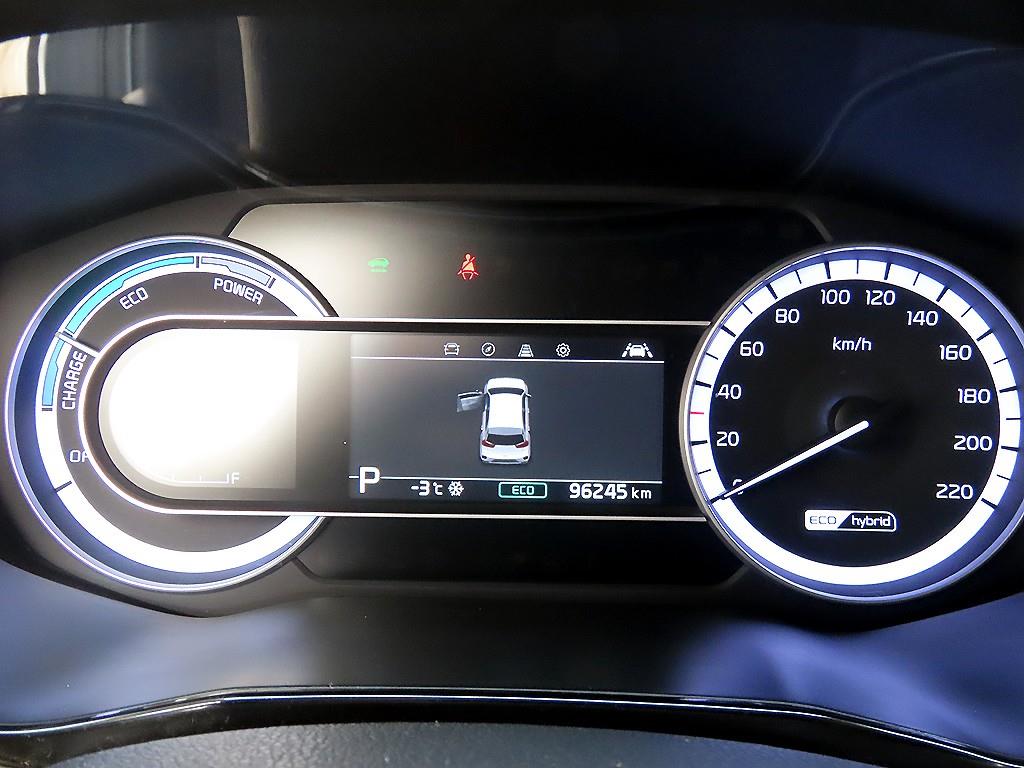 KIA Niro - Vista 9