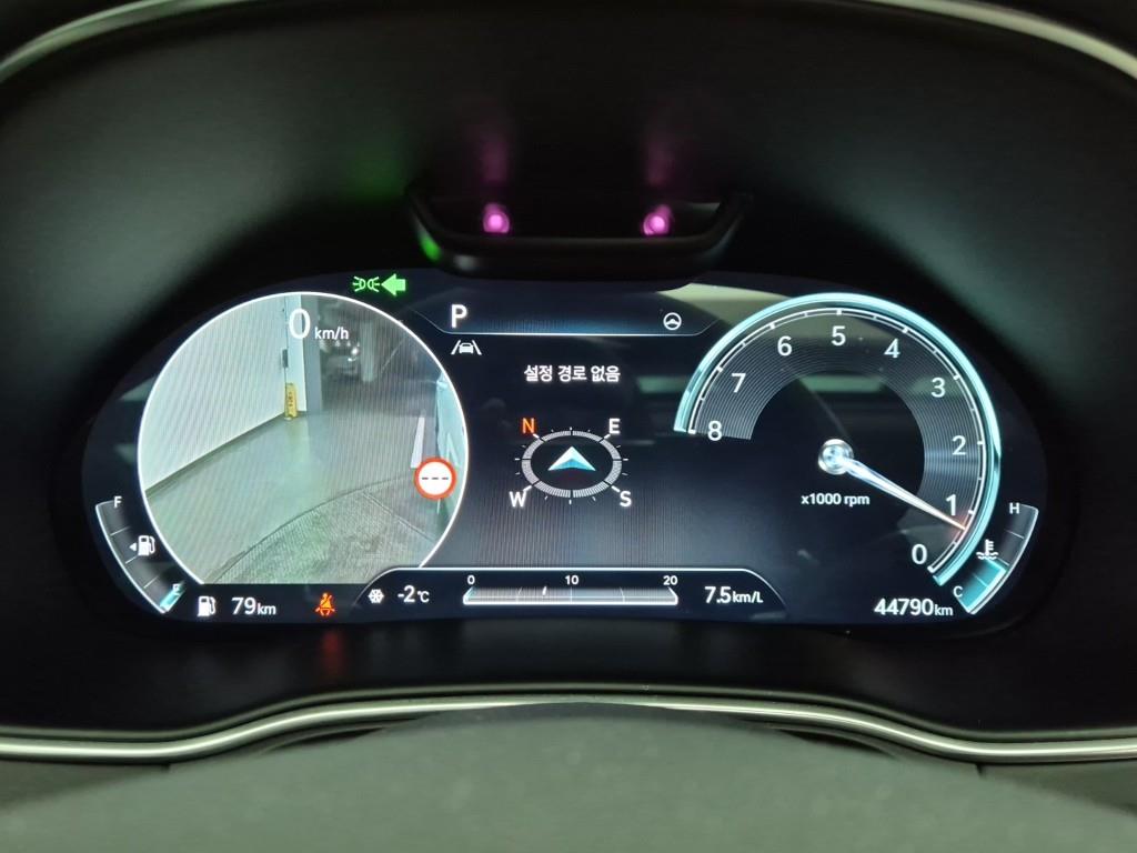 Genesis GV80 - Vista 7