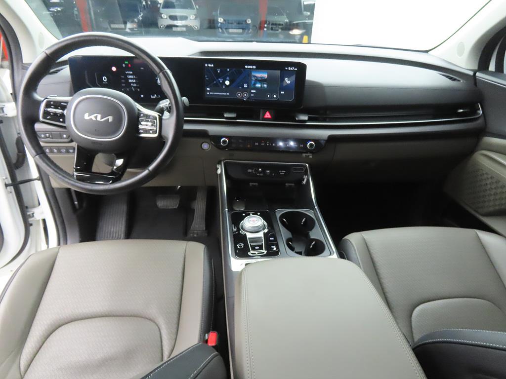 KIA Carnival - Vista 7