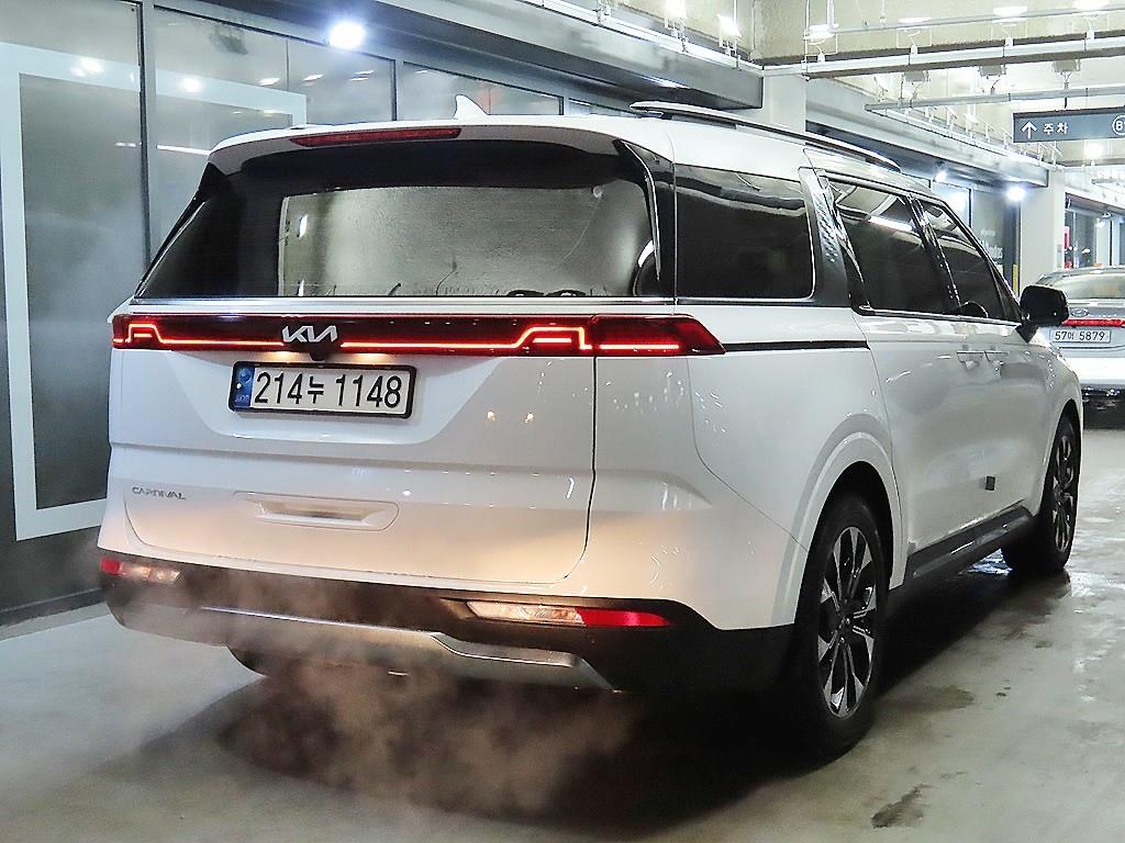 KIA Carnival - Vista 4