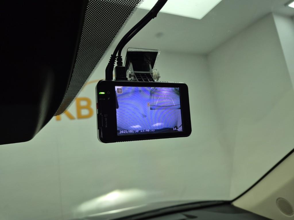 KIA Carnival 2022 Negro - Importación desde Corea - HF Imports Iquique - Foto 16