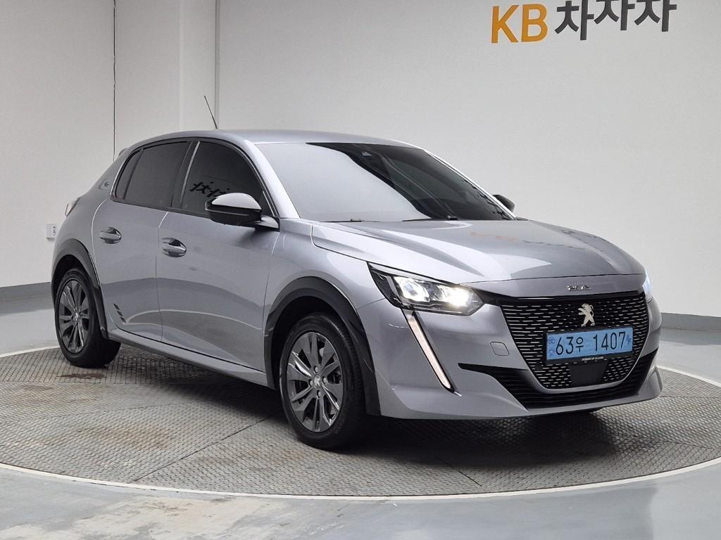 Peugeot 208 - Vista 4