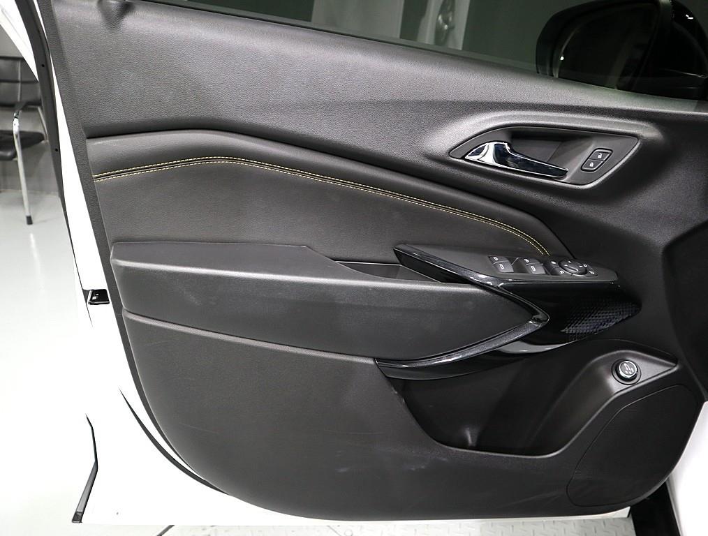 Chevrolet Trax - Vista 8