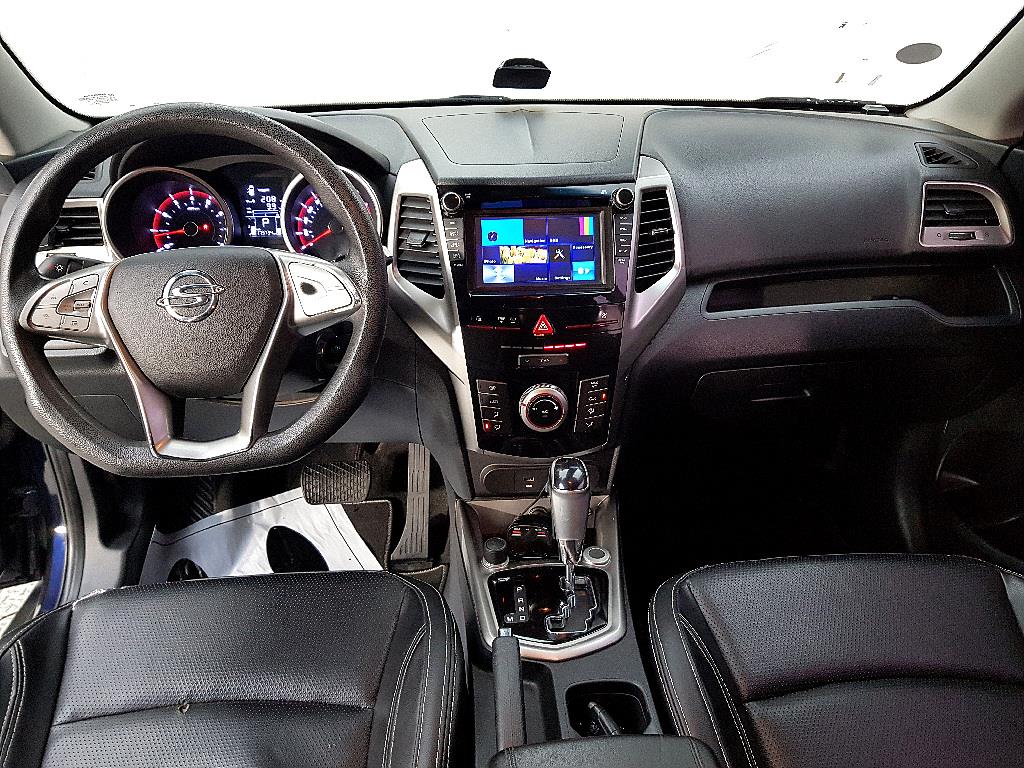 Ssangyong Tivoli - Vista 5