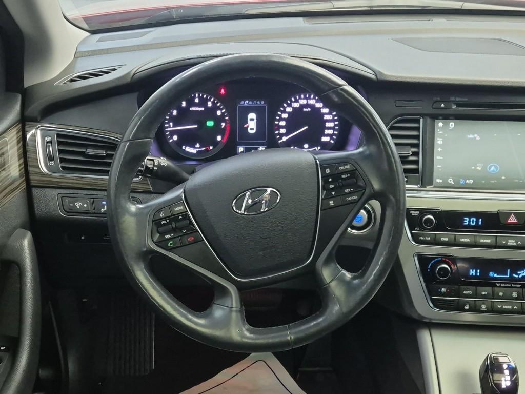 HYUNDAI Sonata - Vista 9