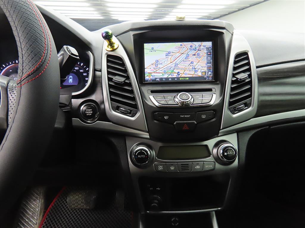 Ssangyong Korando - Vista 12