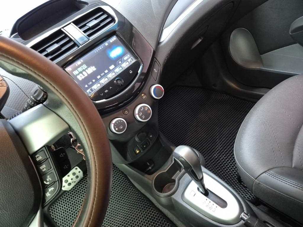 Chevrolet Spark - Vista 10