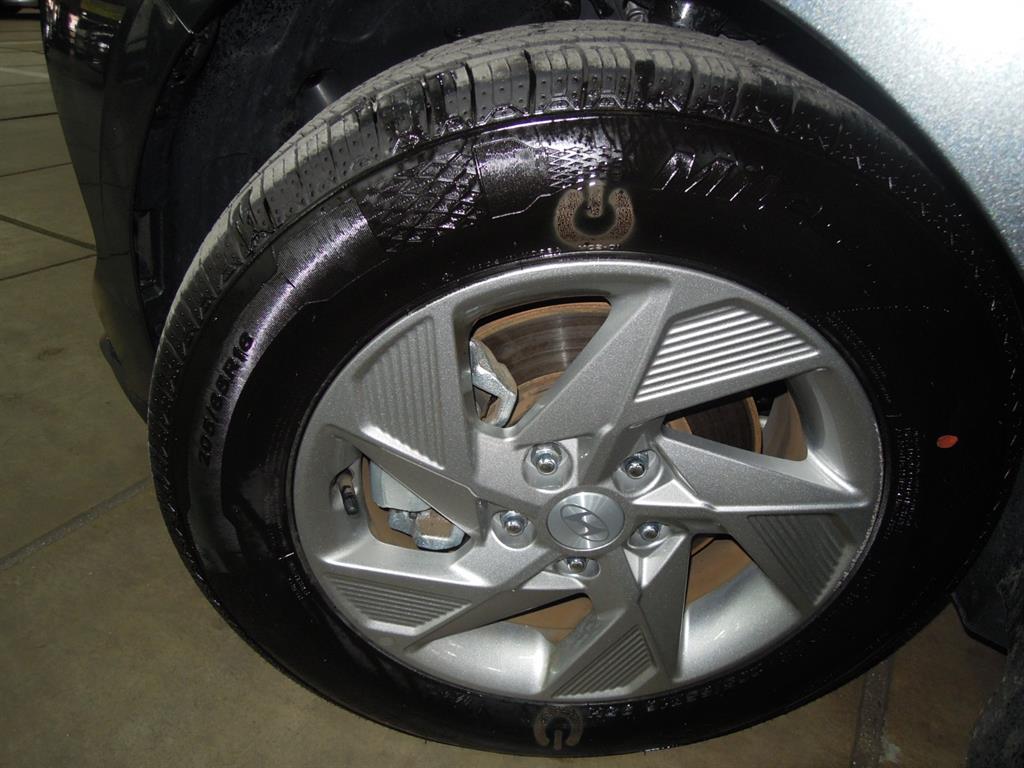 HYUNDAI Sonata - Vista 11